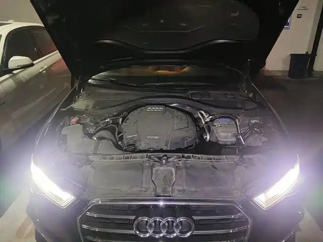 Audi A6L 2018 30th Anniversary 35 TFSI Fashion — фото 3