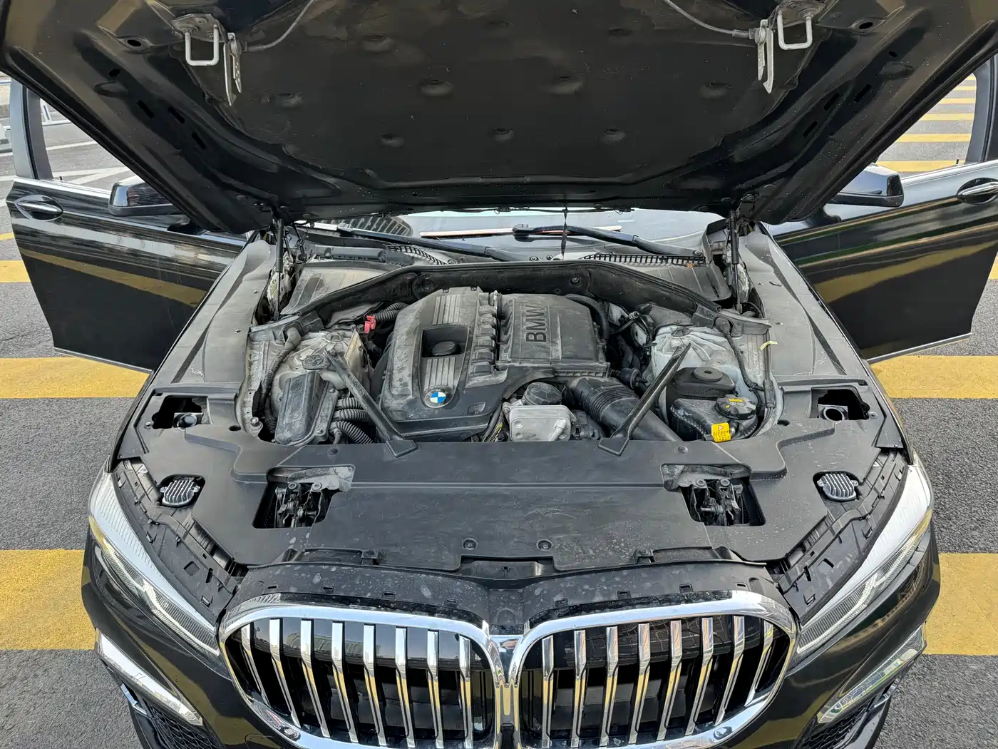 BMW 7 Series 2011 740Li Steinway Limited Edition фото 16