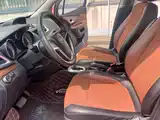 Фото 4 - Buick Encore