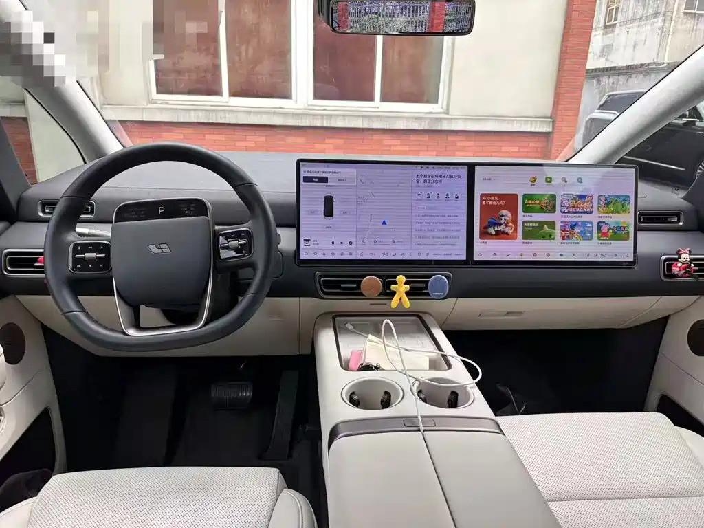 Li Auto MEGA 2025 2025 Model Home Family Special Edition