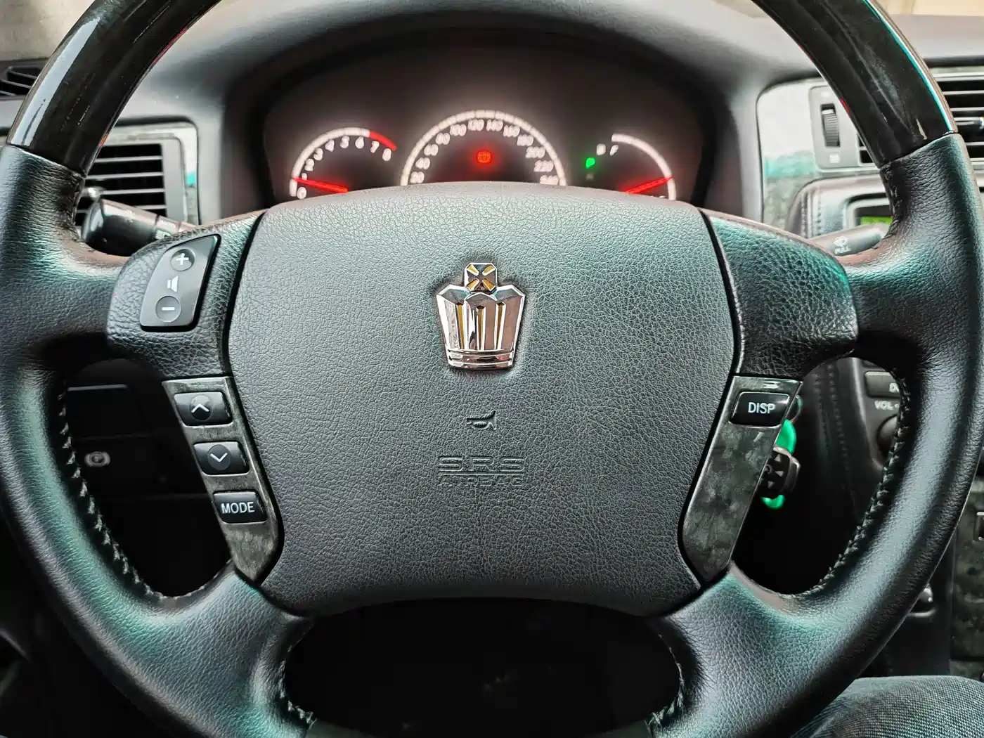 Toyota Crown 2006 2.5L Royal Leather Edition фото 15