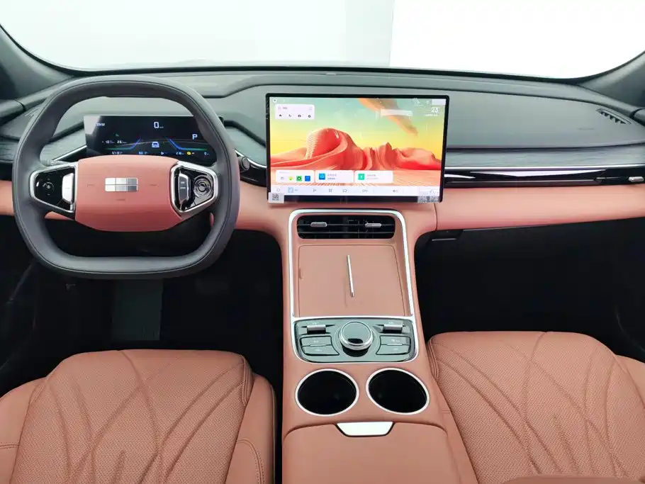 Geely Galaxy Galaxy L6 2025 2025 EM-i 60km Voyage Edition