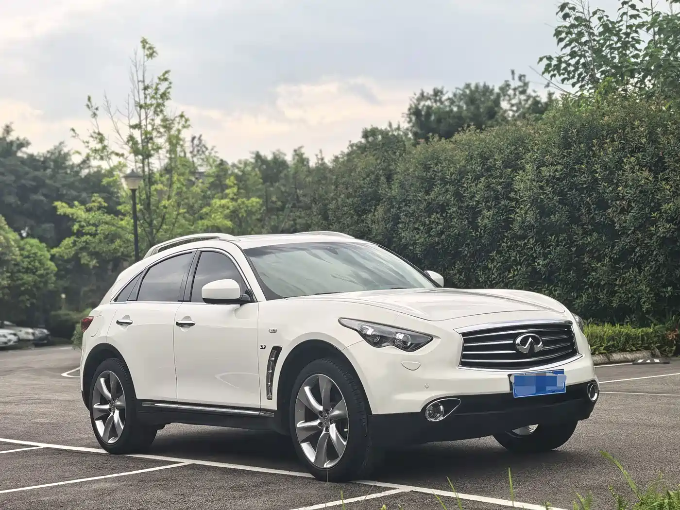 2016 Infiniti QX70