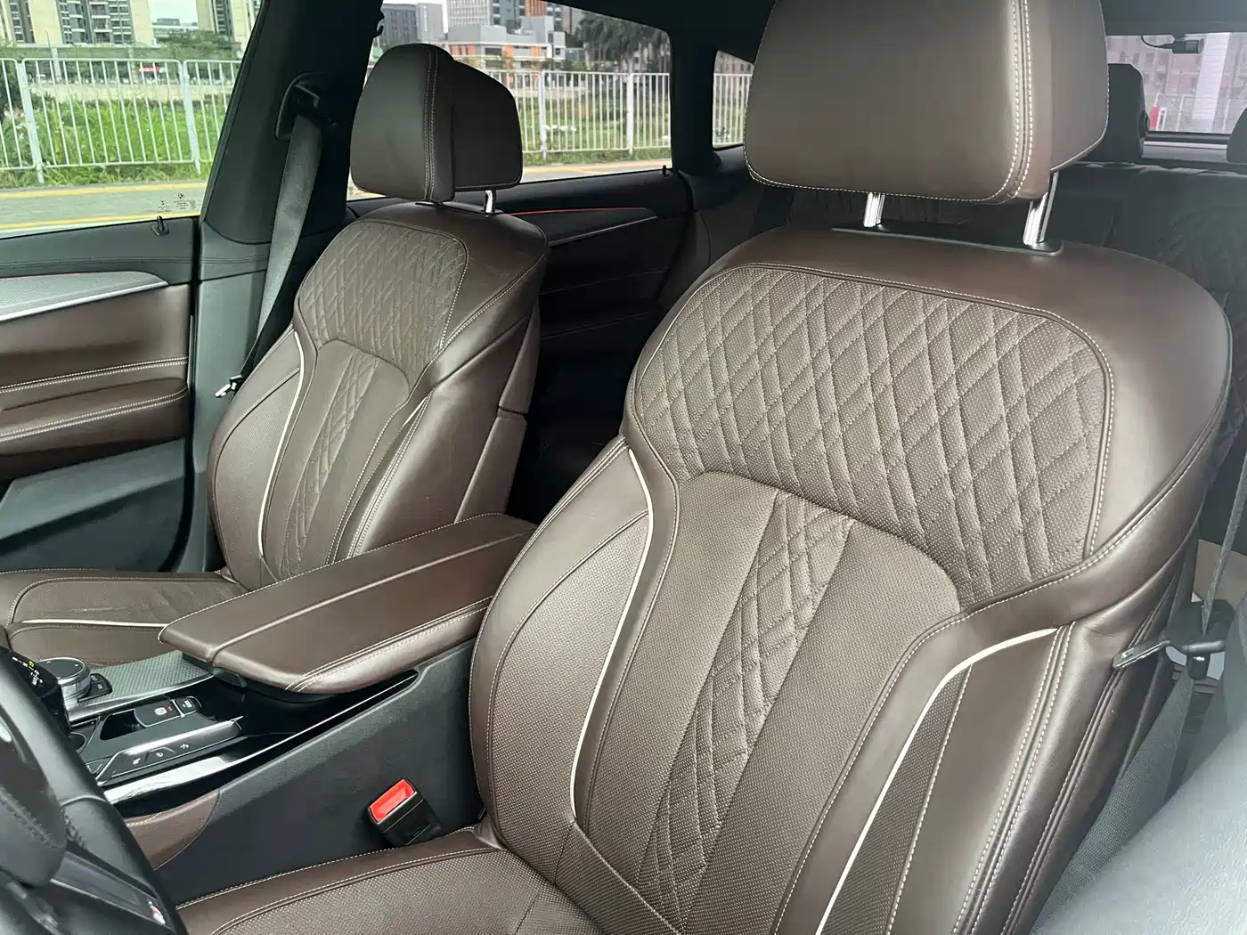 BMW 6 Series GT 2018 640i xDrive M Sport Package фото 14