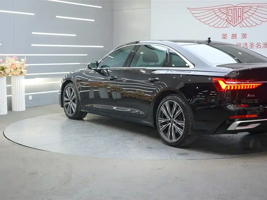 Audi A6L 2023 45 TFSI quattro Premium Dynamic фото 3
