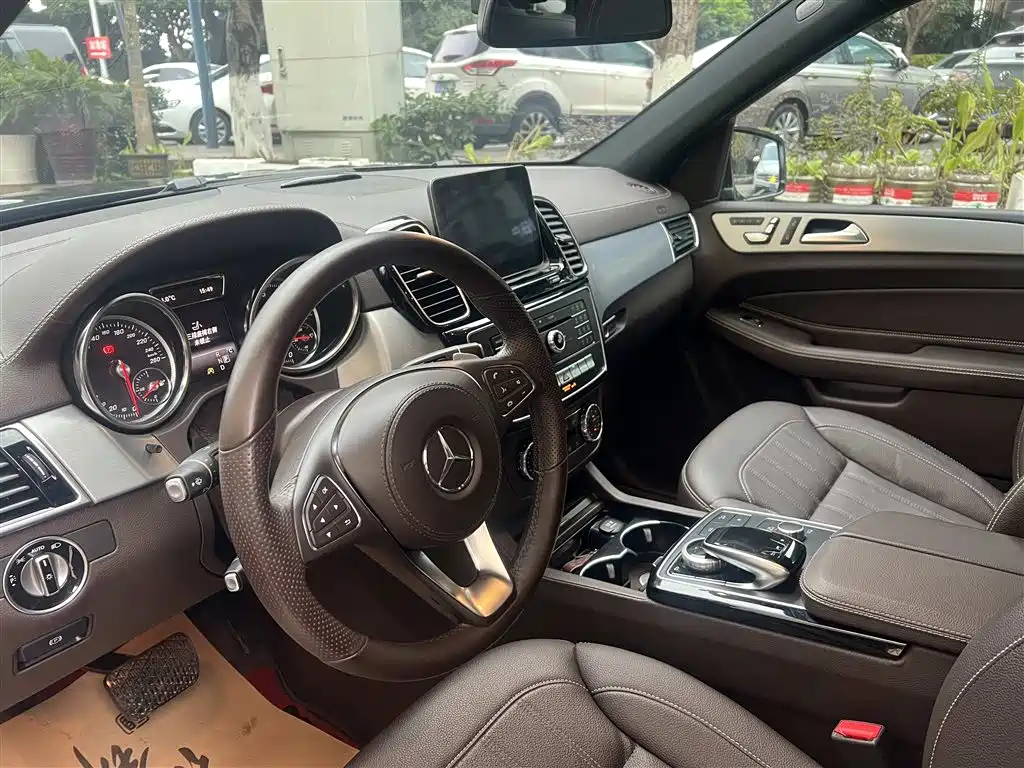 Mercedes-Benz GLS 2018 Facelift GLS 320 4MATIC фото 9