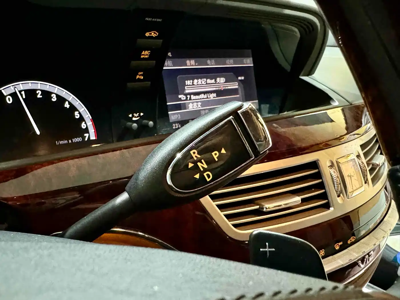 Mercedes-Benz S-Class 2010 S 600 L фото 7