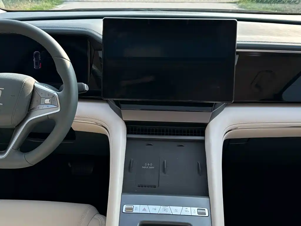 BYD Xia 2026 2026 DM-i 1.5T 218km Premium