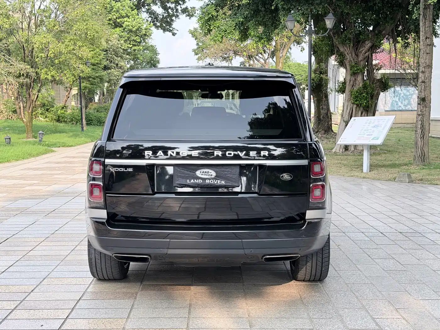 Фото 9 - Land Rover Range Rover