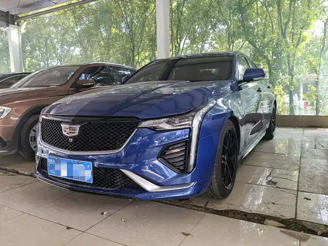 Cadillac CT4 2021 28T Fashion Edition