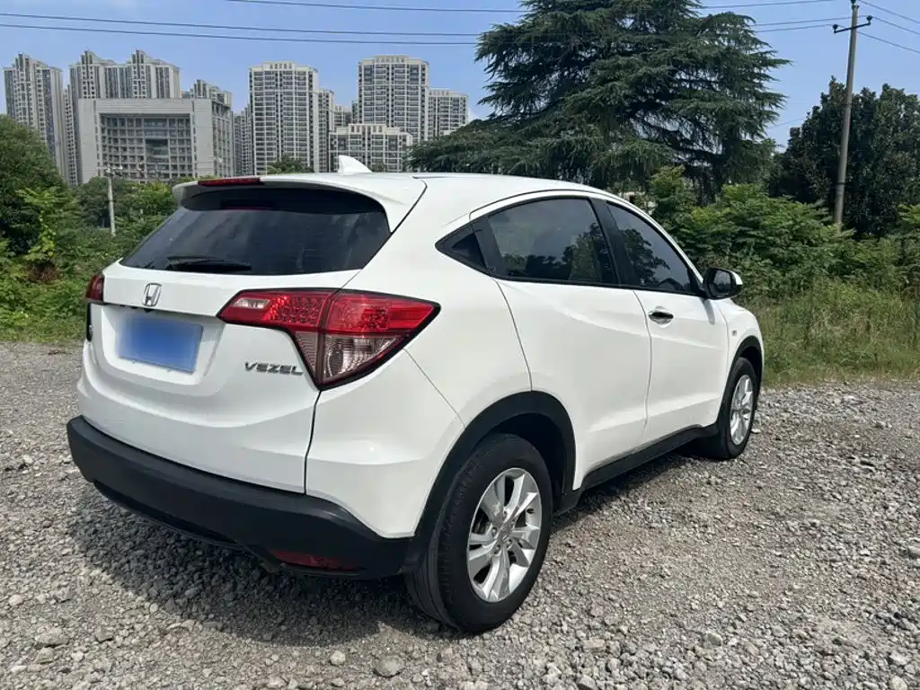 Photo 7 - Honda Vezel