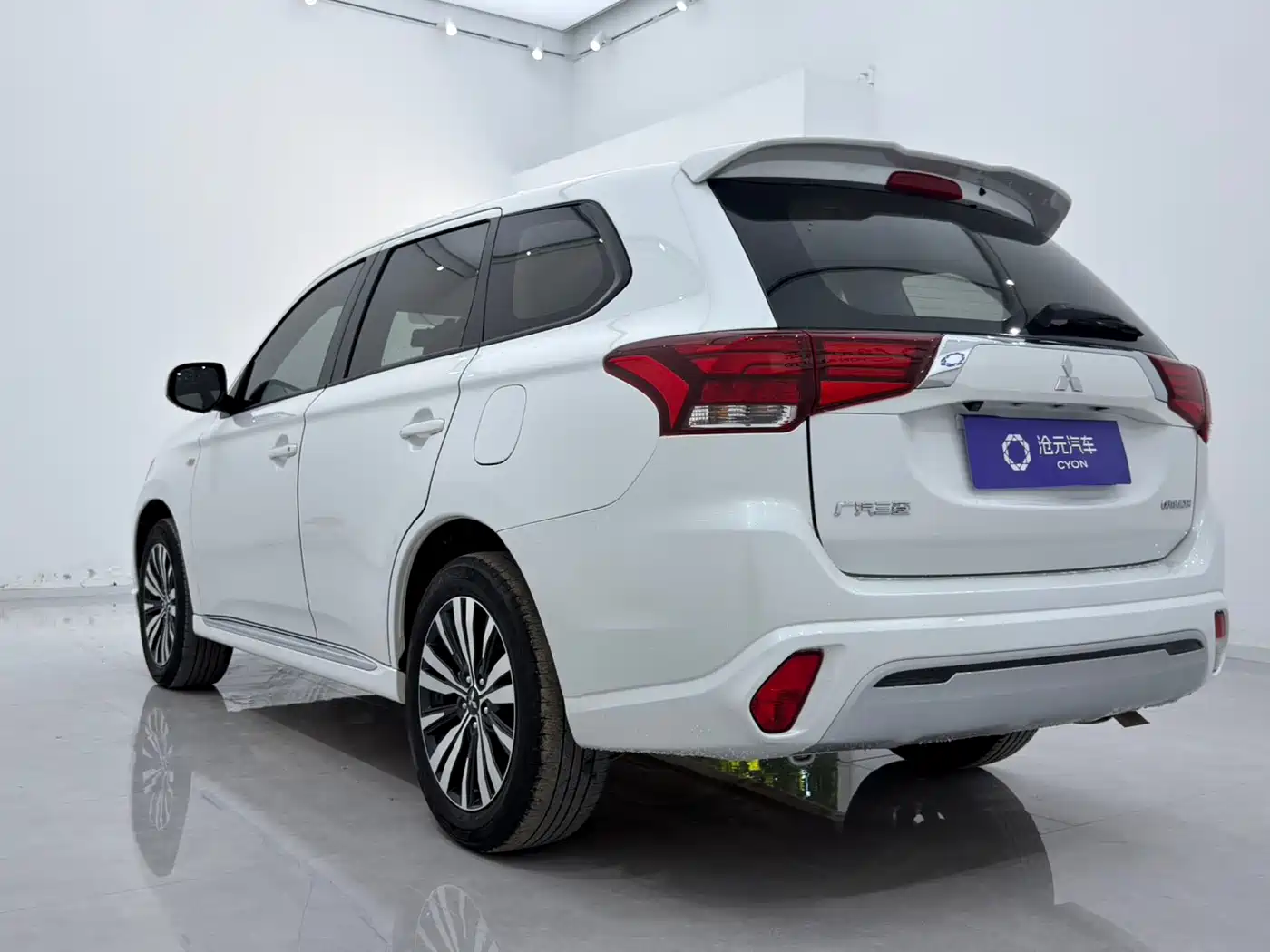 2023 Mitsubishi Outlander