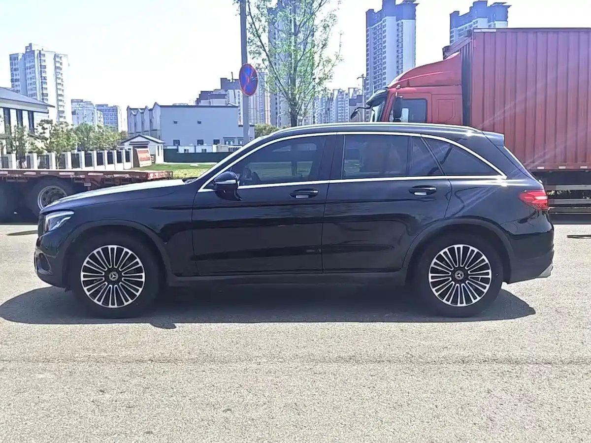 Mercedes-Benz GLC 2018 Facelift GLC 200 4MATIC фото 18