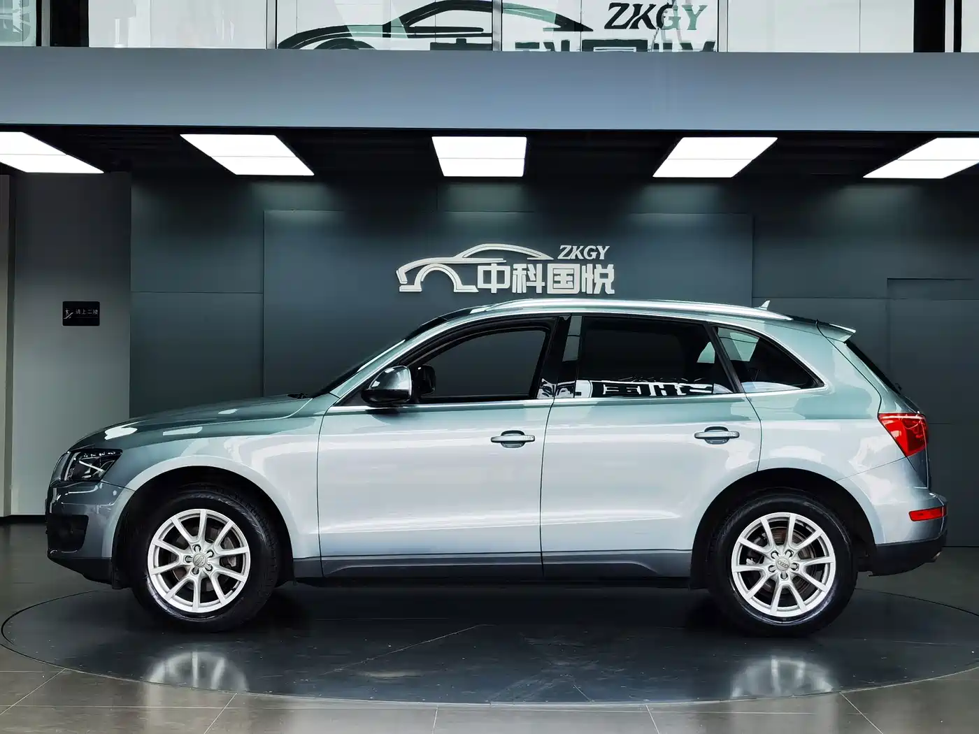 Audi Q5 2011 2012 2.0TFSI Comfort