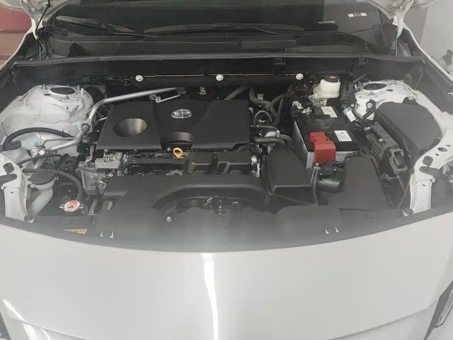 Toyota Venza 2024 2023 2.0L CVT FWD Premium