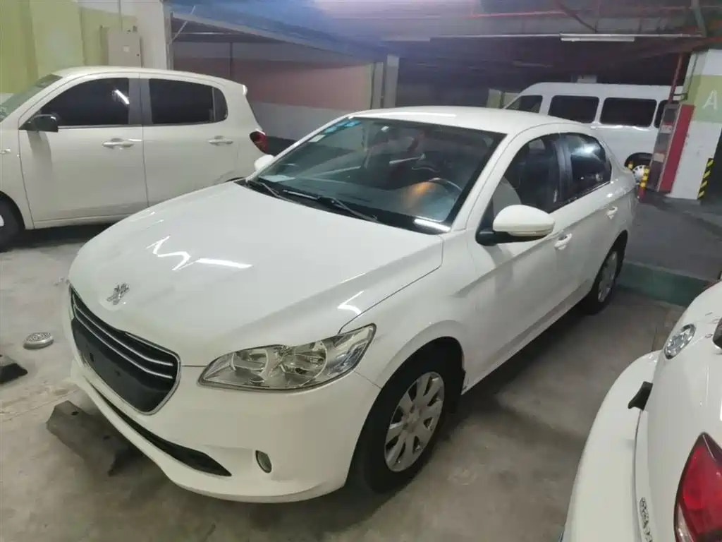 Photo 1 - Peugeot 301