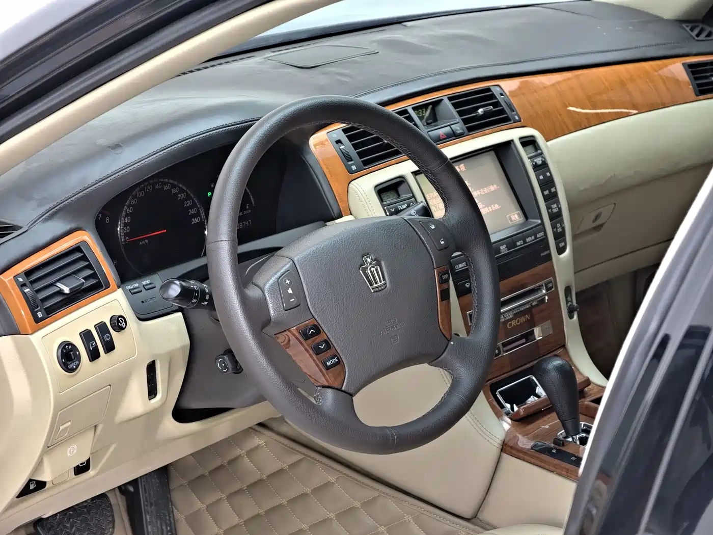 Toyota Crown 2007 3.0L Royal Saloon G VIP фото 14