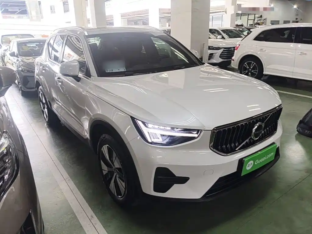 Volvo XC40 2024 2024 B3 Smart Elite Luxury Edition