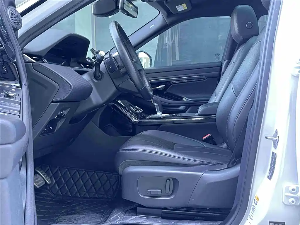 Land Rover Range Rover Evoque 2020 249PS R-DYNAMIC S First Edition Sport фото 5