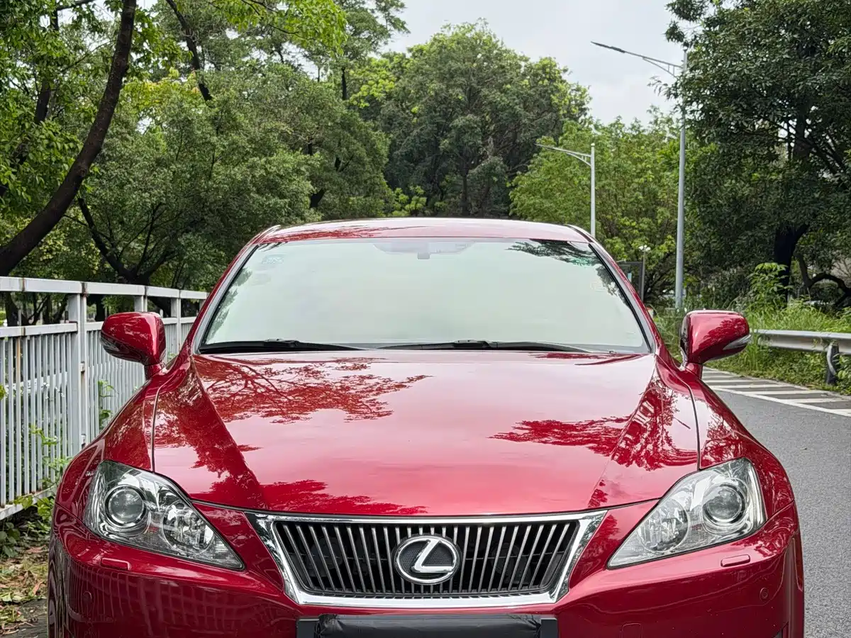 Lexus IS 2010 2009 300
