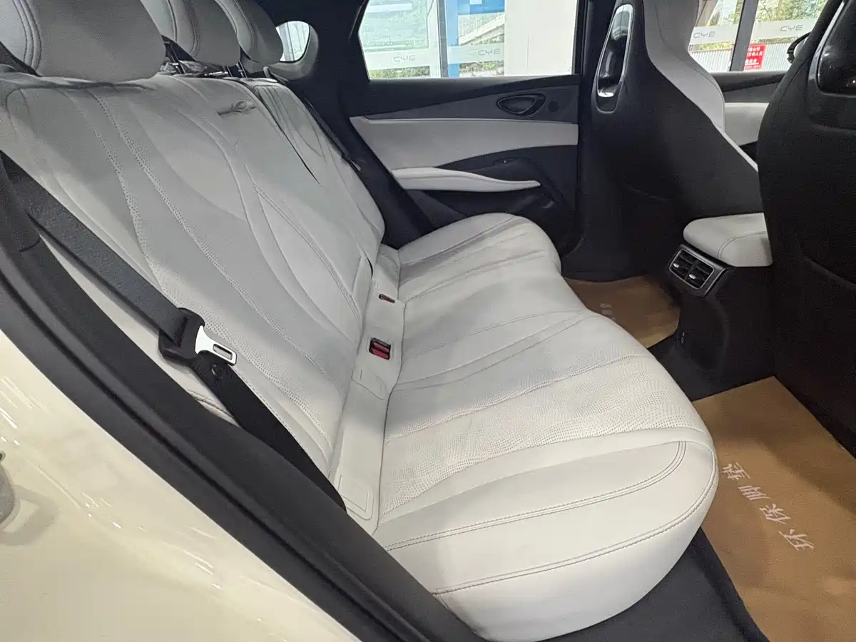 BYD SEAL 06 NEW ENERGY