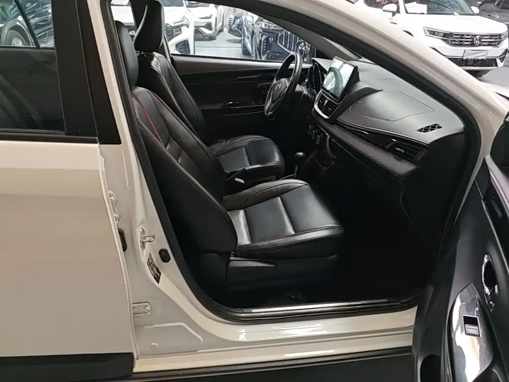 Toyota Yaris, миниатюра 25