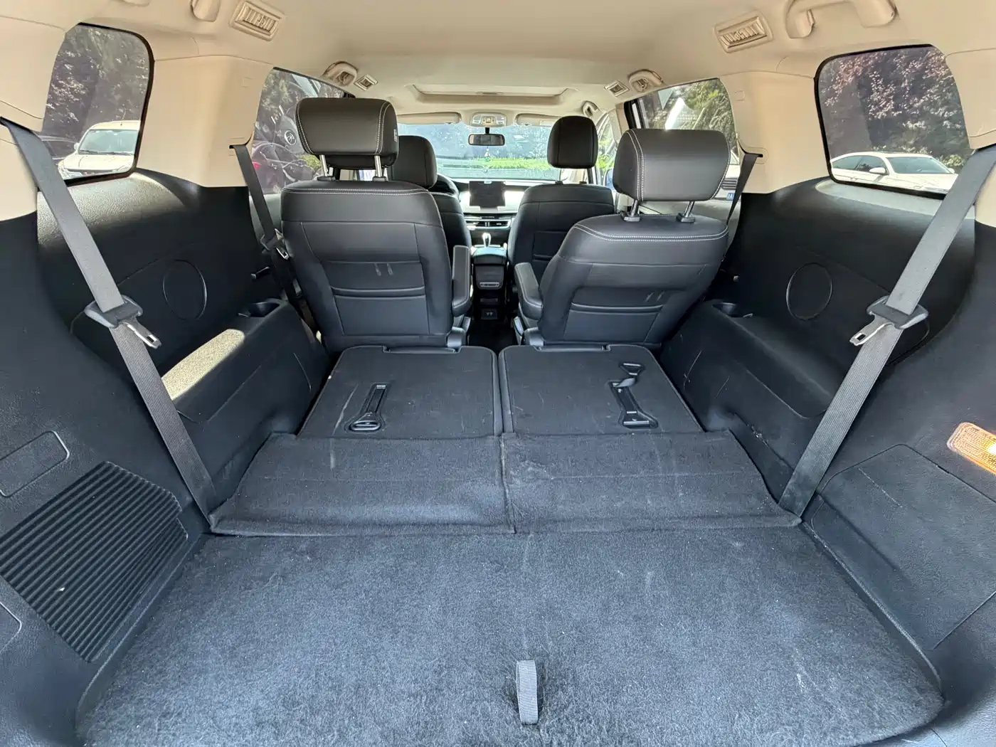 BYD Song MAX 2022 2021 Upgrade 1.5T Automatic Luxury Edition 6-Seater