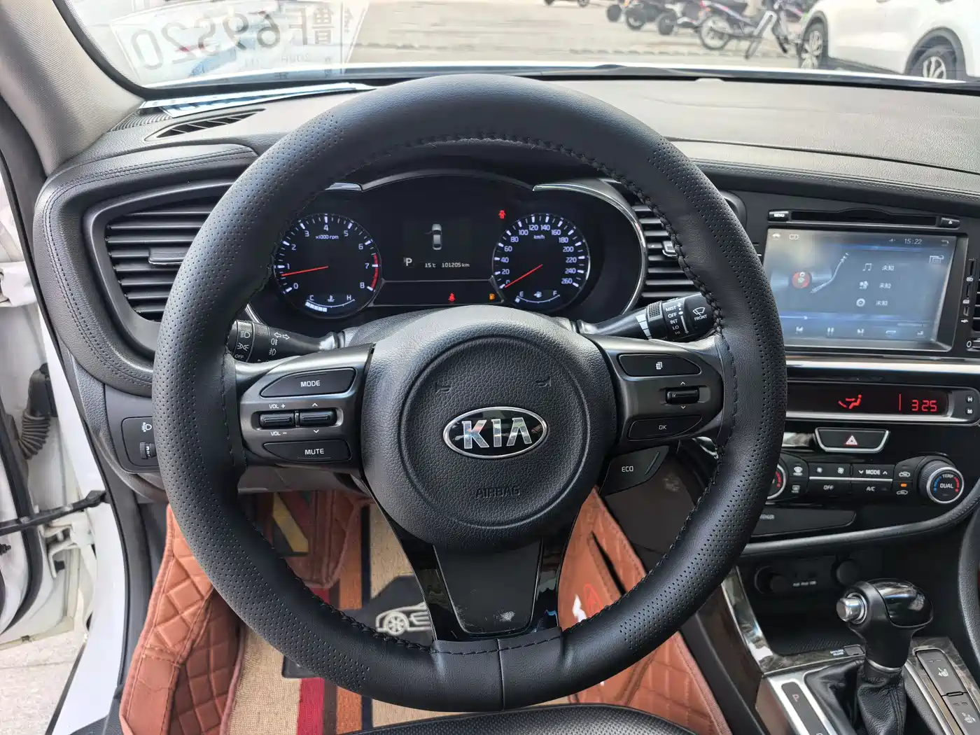 Kia K5 2014 2.0L Automatic LUXURY фото 12