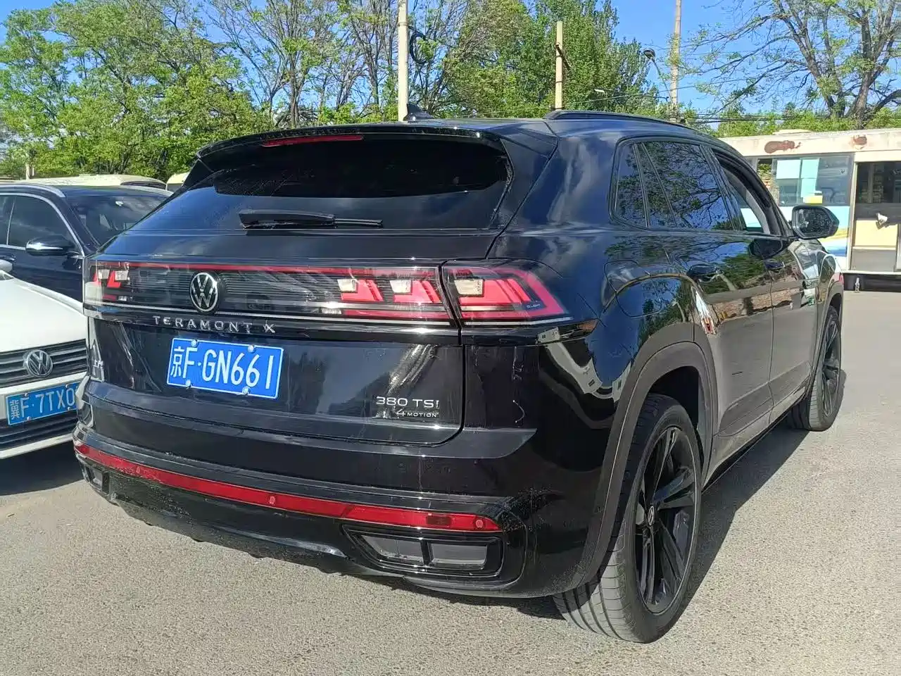 Volkswagen Teramont 2024 Touareg X 380TSI 4WD Dragon Auspicious Edition фото 5