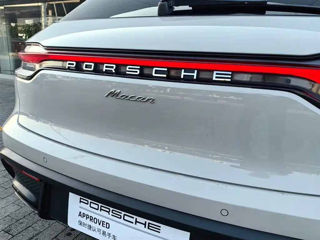 Porsche Macan 2023 Macan 2.0T фото 21