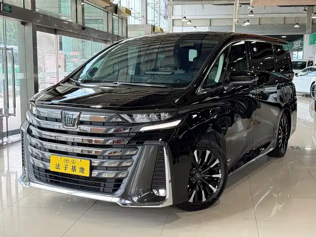 Toyota Vellfire 2024
