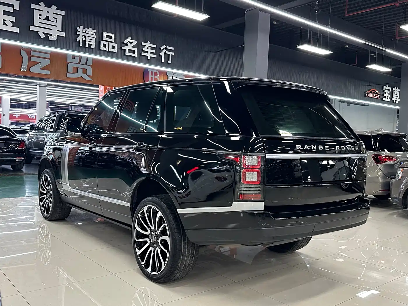 Фото 6 - Land Rover Range Rover