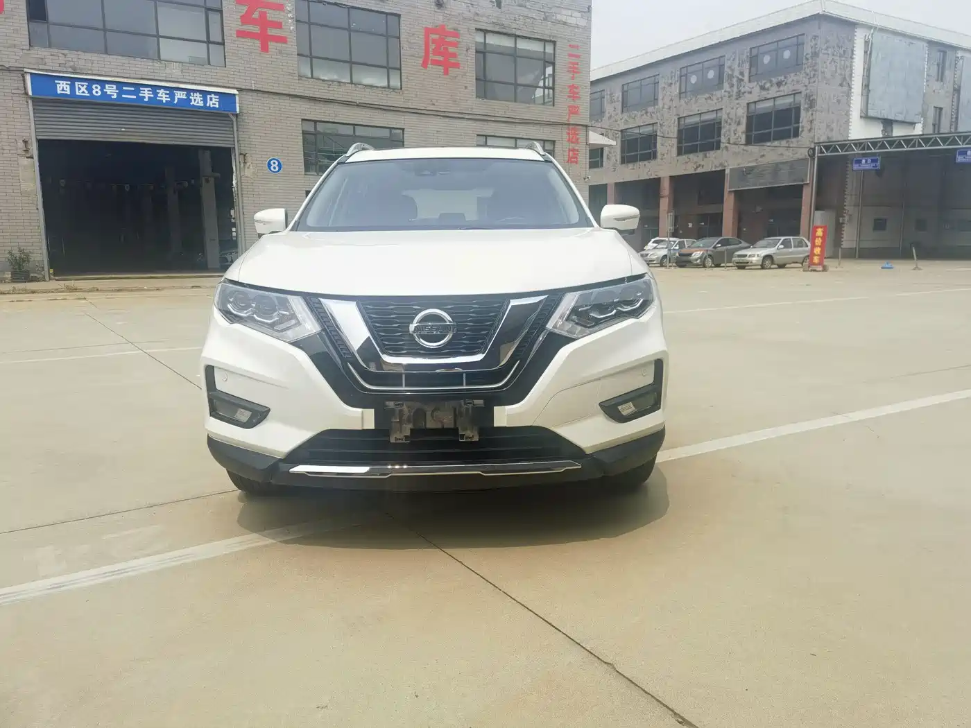 صورة 2 - Nissan X-Trail