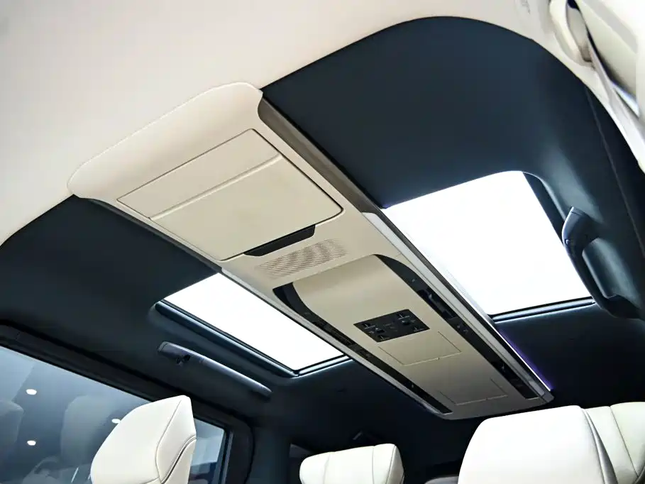 Toyota Vellfire 2023 2024 Crown Hybrid 2.5L Executive Premium Edition