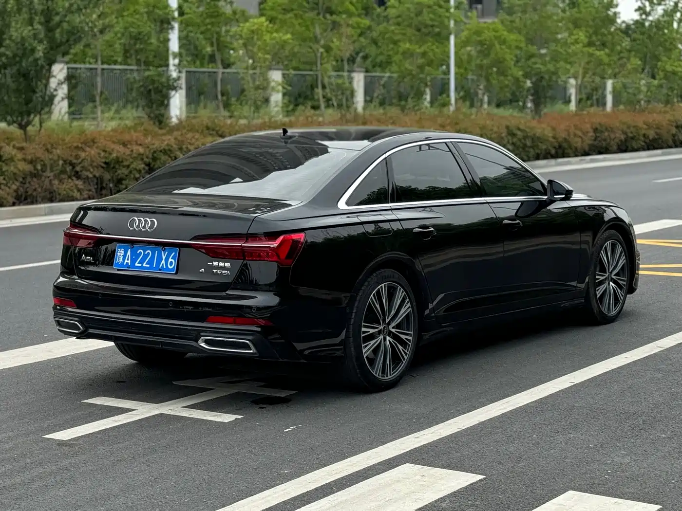 Audi A6L 2021 45 TFSI quattro Exclusive Elegance фото 11