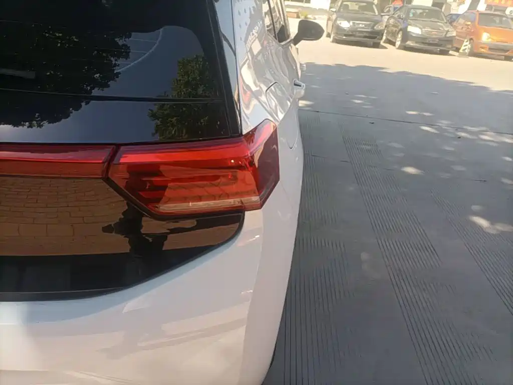 Volkswagen ID.3 2022 2023 Pure Smart Edition