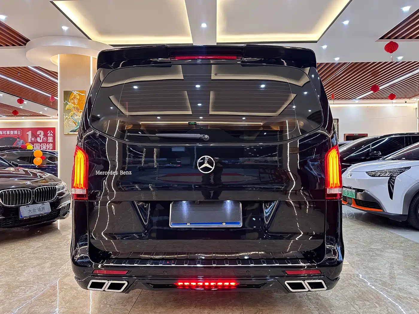 Mercedes-Benz Vito 2018 2.0T Business Edition China VI фото 5