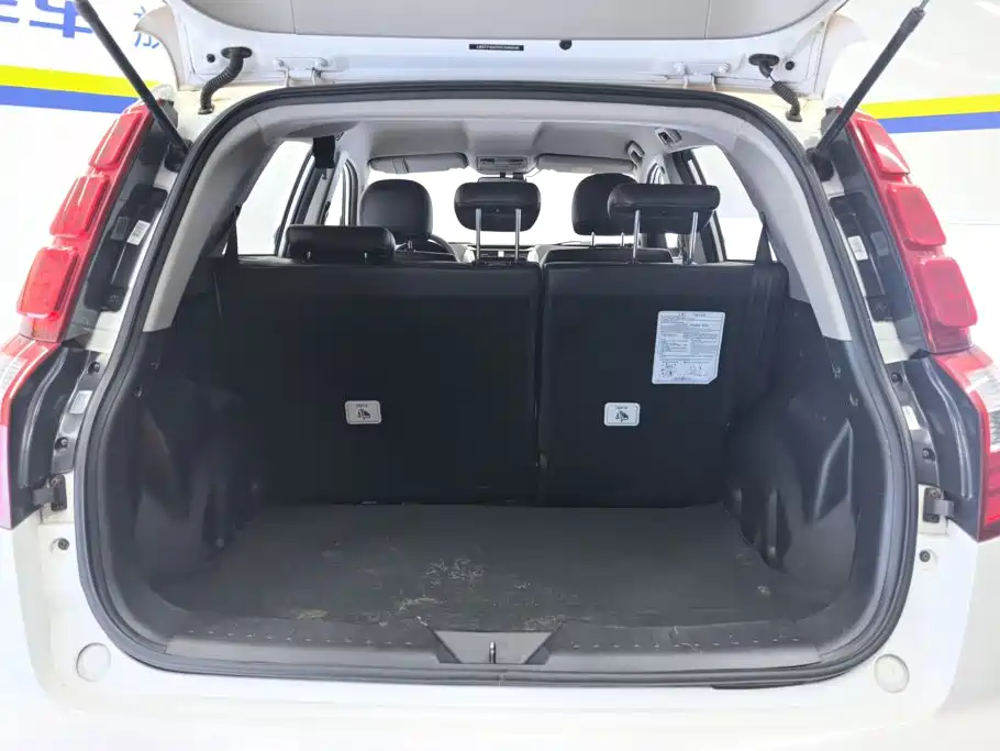 Geely GX7 2015 2015 Classic 1.8L Manual Urban (China IV)