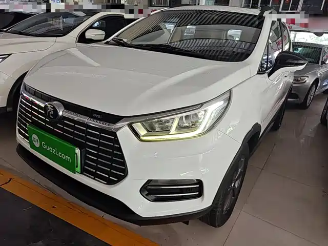 BYD Yuan New Energy 2019 EV360 Smart Connected Premium Type