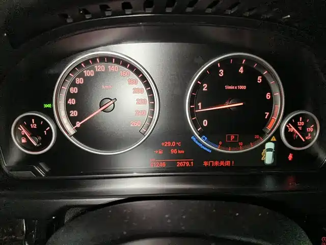 BMW X5 (Import) 2017 xDrive28i — фото 4