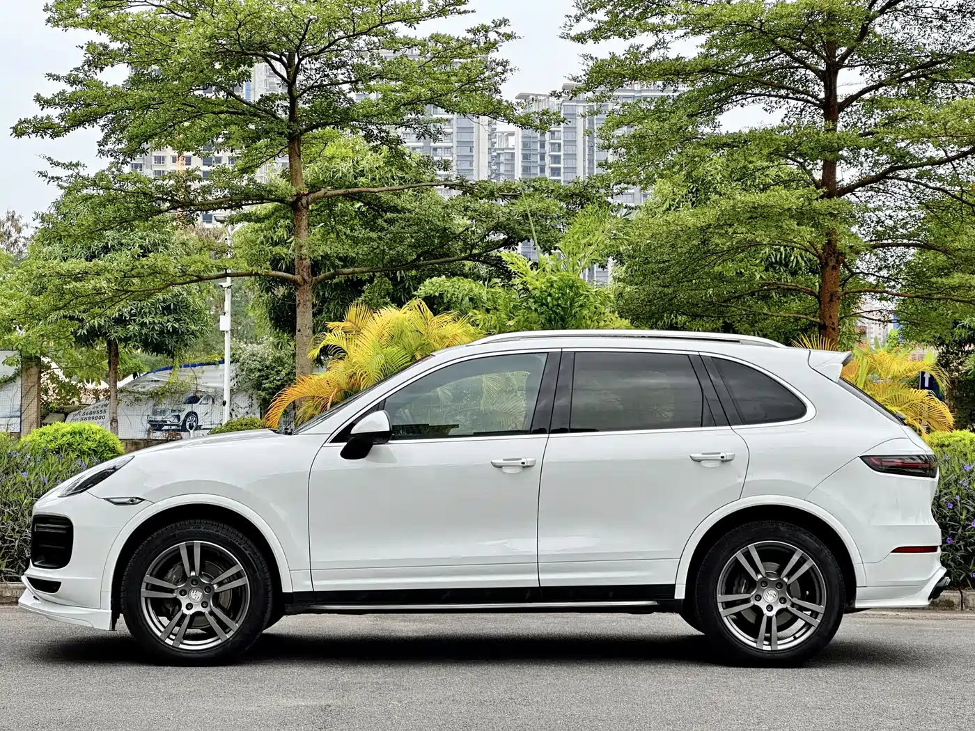 Porsche Cayenne 2011 Cayenne 3.0T фото 4