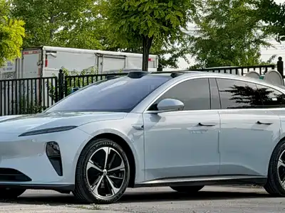 NIO ET5T