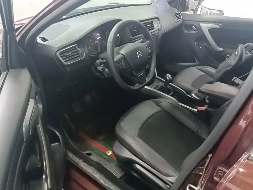 Citroën C3-XR 2016 2015 1.6L Manual Pioneer