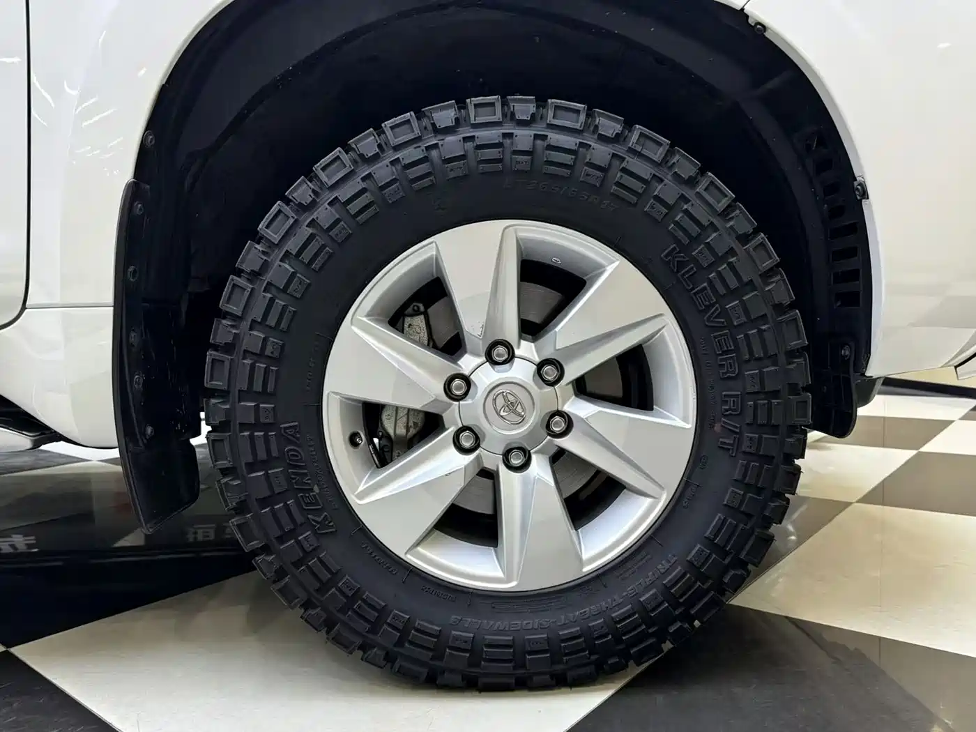 Фото 15 - Toyota Prado (Import)