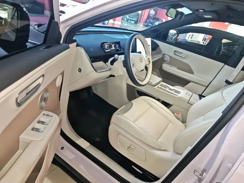 Фото 16 - Toyota BoZhi 3X