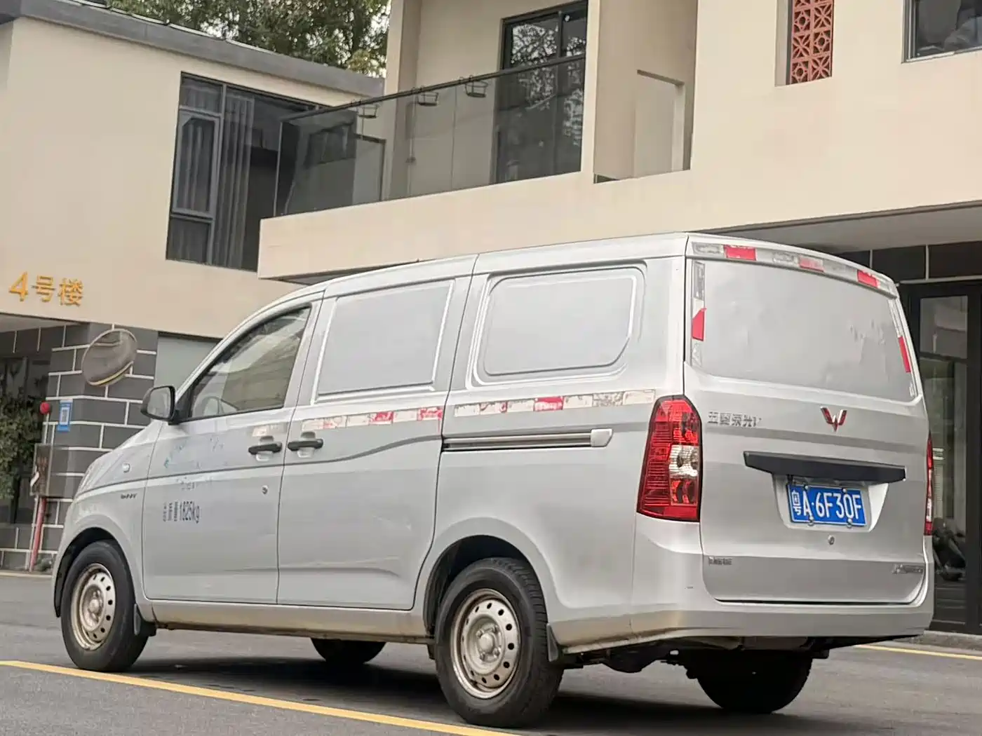 Wuling Motors Wuling Rongguang V 2018 2018 1.5L Standard