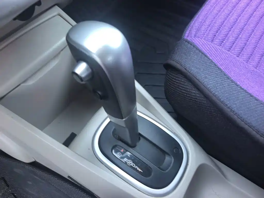 Venucia R50 2016 2016 Model 1.6L Automatic Elite Edition