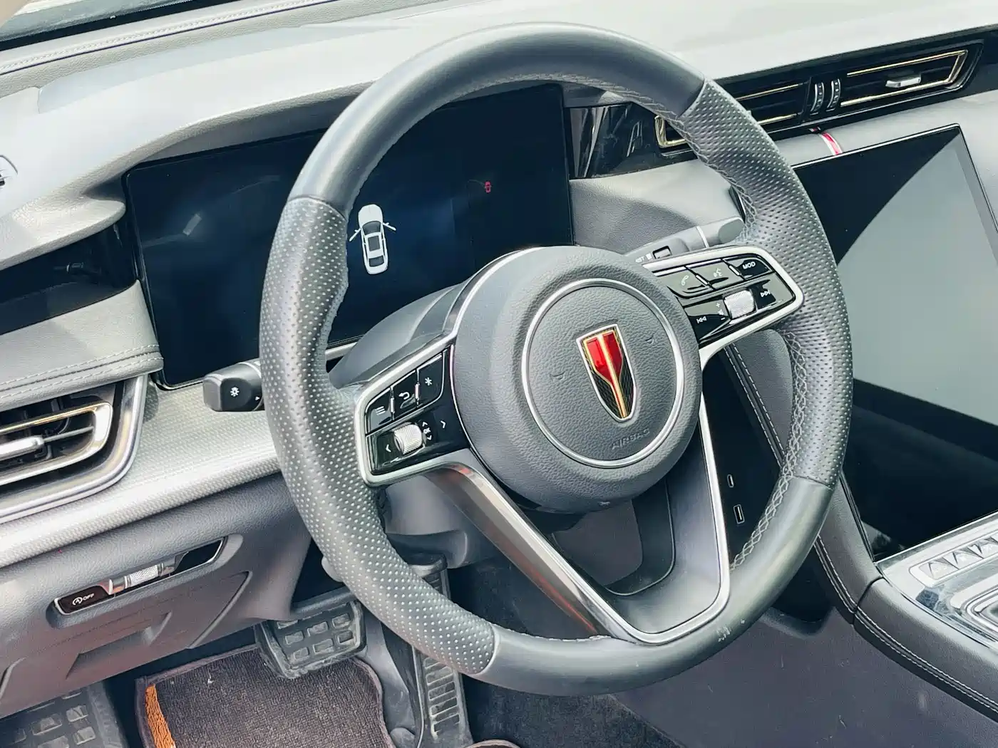 Hongqi H5 2024 1.5T DCT Smart Connect Flag Rhythm Edition фото 7