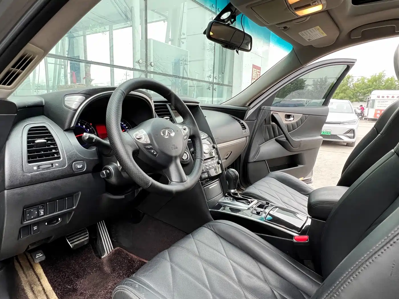 Infiniti FX 2009 2009 FX35 Beyond Edition