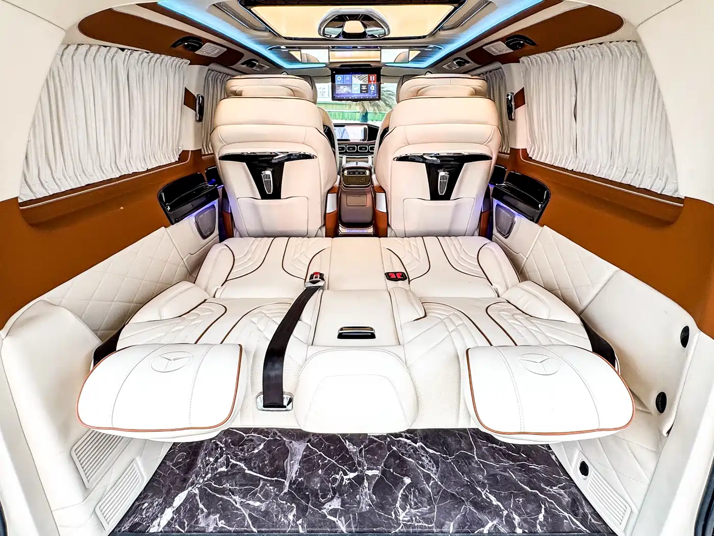 Mercedes-Benz Vito 2023 2.0T Business 7-Seater фото 35